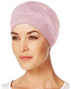 Turban rose avec un croisé